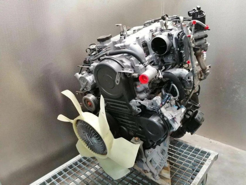 Mitsubishi двигатель 4d 2л