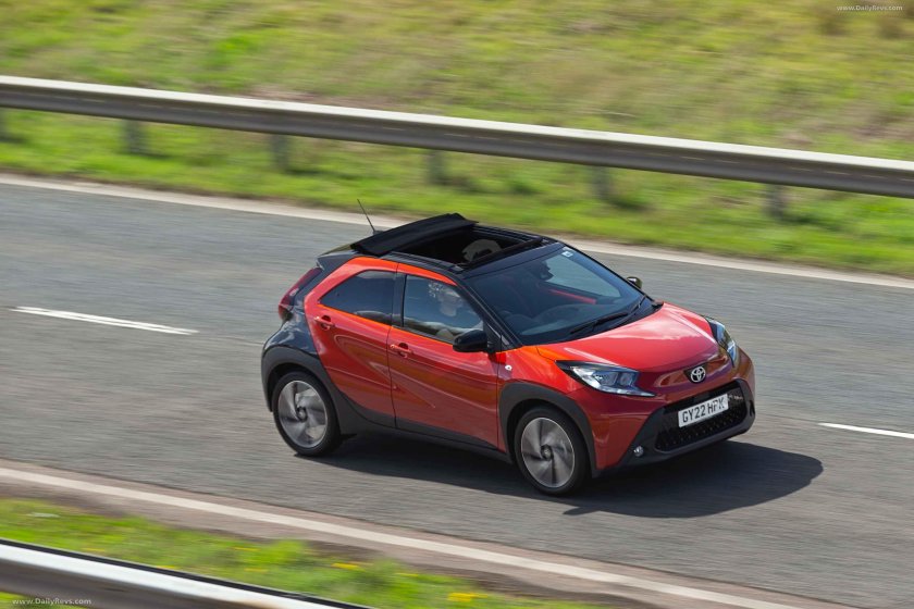 Toyota aygo cross
