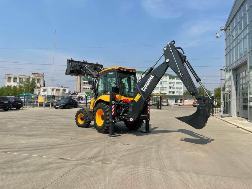 Cukurova 884 экскаватор погрузчик