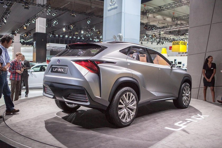 Лексус LF NX