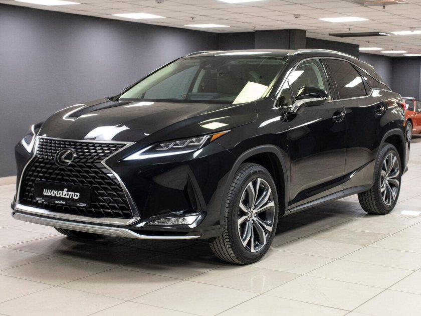 Lexus RX 300 2022 сзади