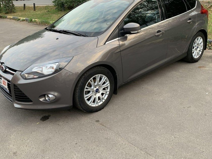 Форд фокус 2013 года хэтчбек