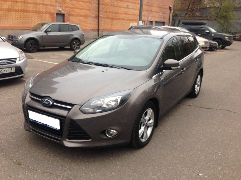 Форд фокус 3 серо-коричневый