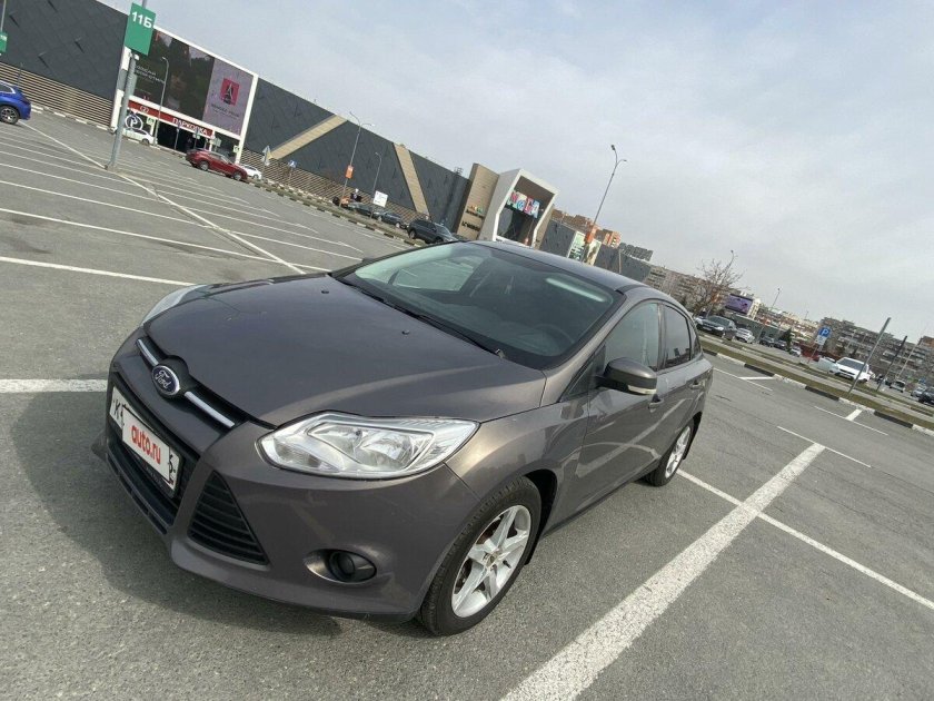 Форд фокус 2 хэтчбек серый 2009г