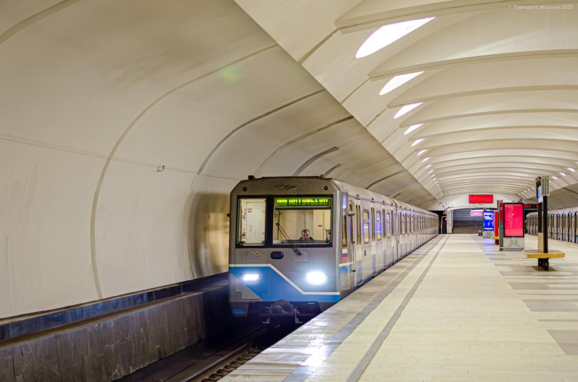 Москва вагон метро