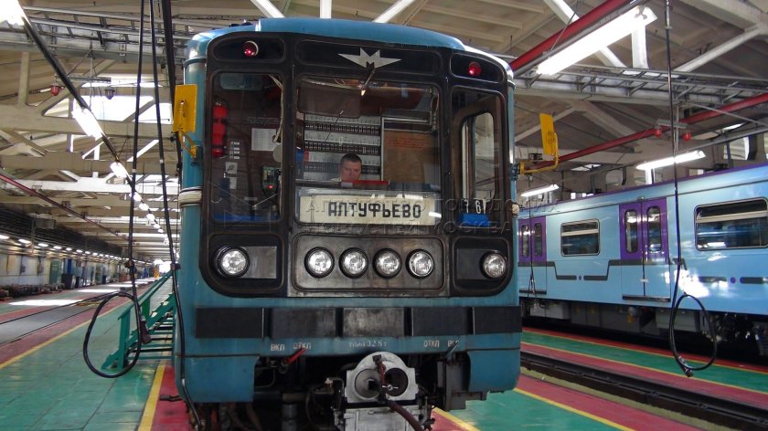 81-717 На Серпуховско-Тимирязевской линии