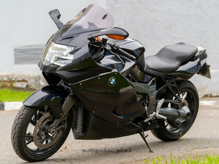 БМВ спорт турист