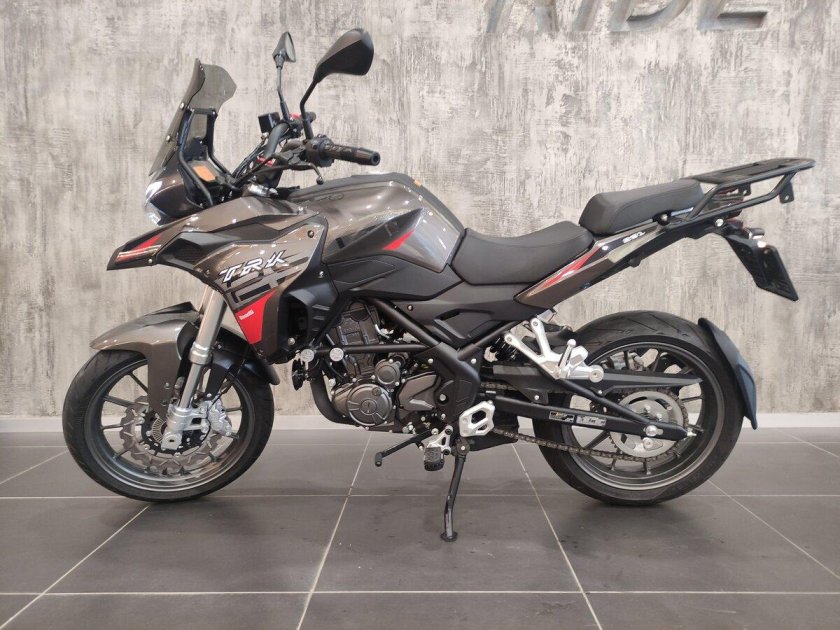 Benelli trk 502 x