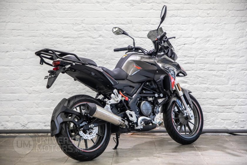 Мотоцикл benelli trk 251