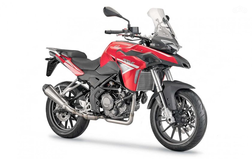 Мотоцикл Benelli Trk 400