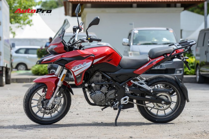 Бенелли trk251