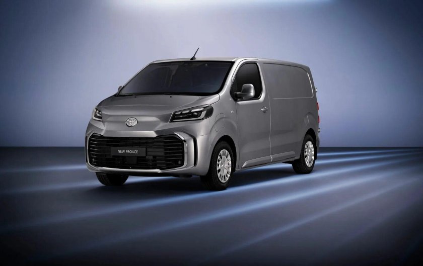 Toyota proace max