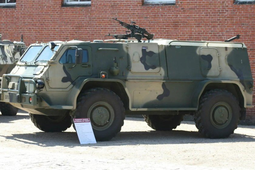 Бронеавтомобиль ГАЗ-3937 Водник