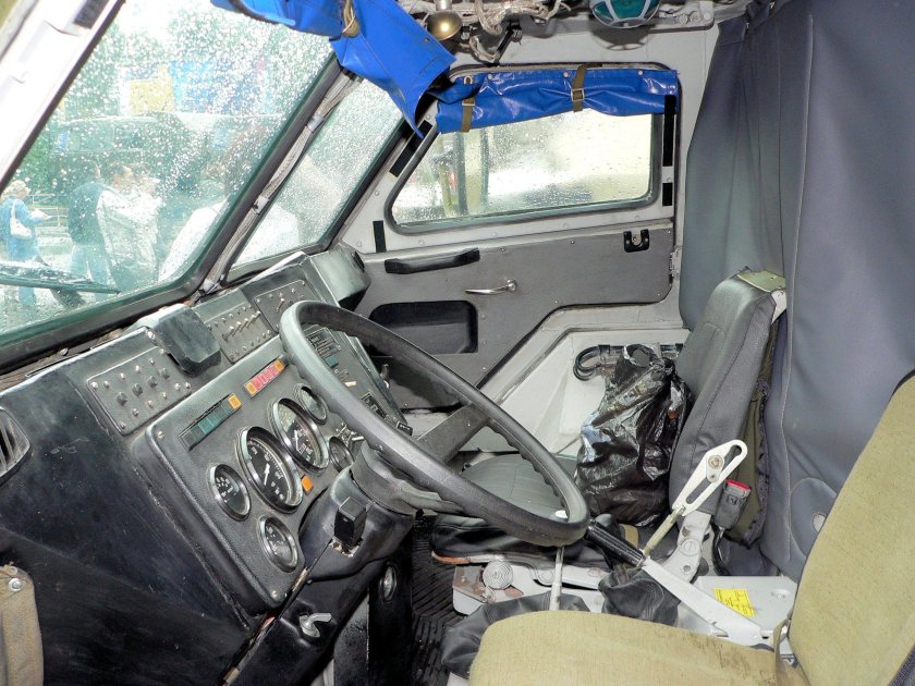 ГАЗ-39371 «Водник» салон