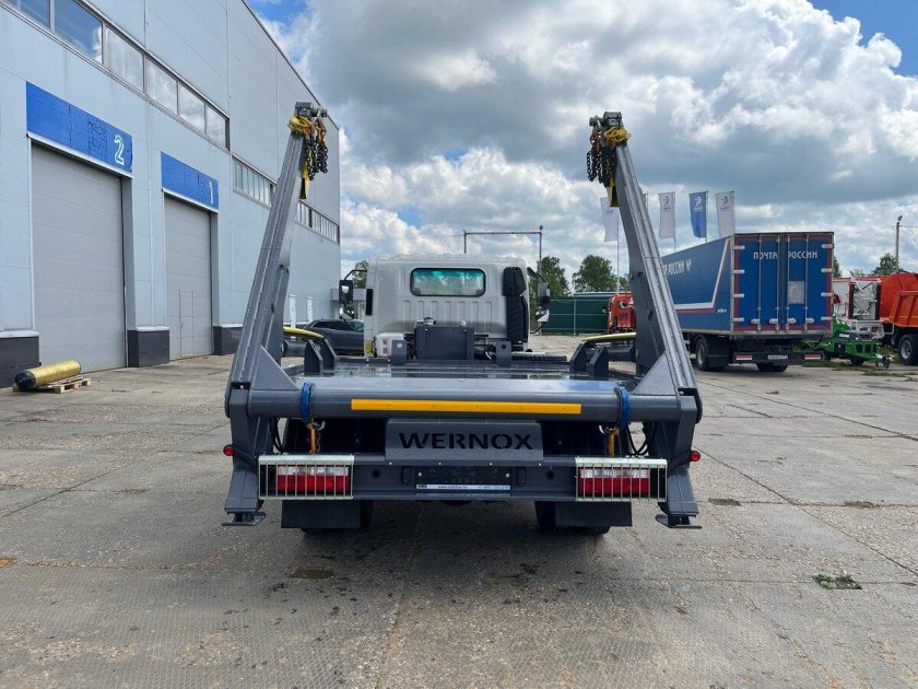 КАМАЗ 2023 года