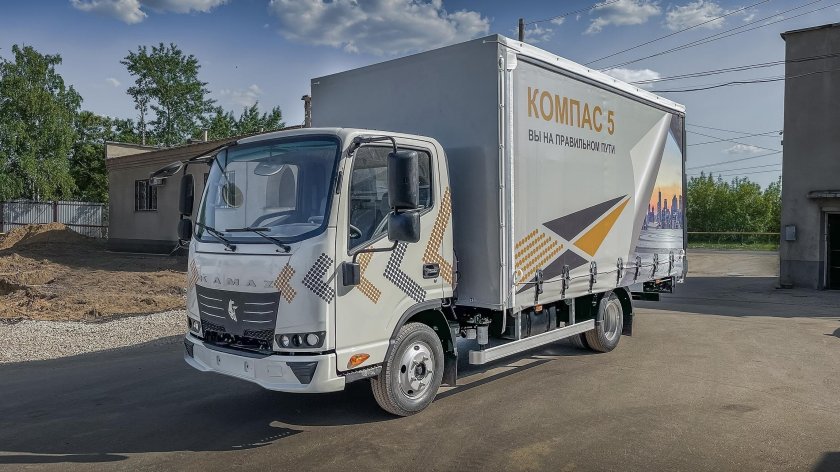 КАМАЗ компас 5