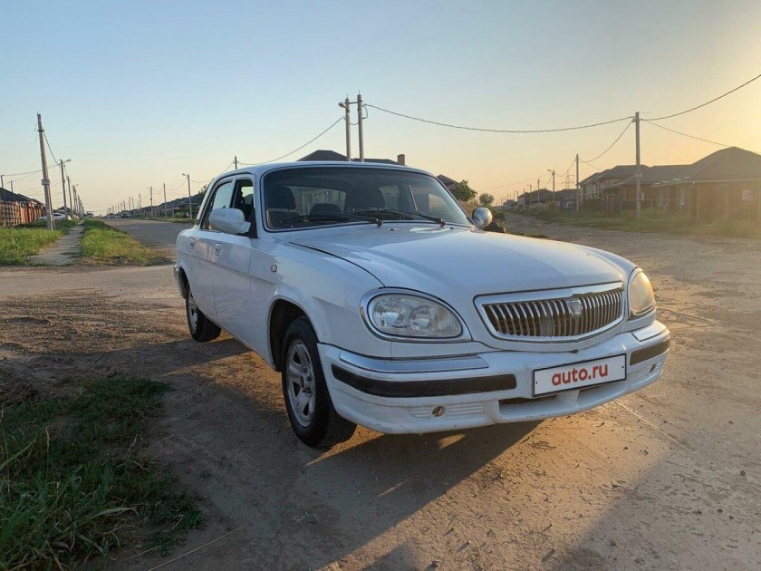 Волга ГАЗ 31105