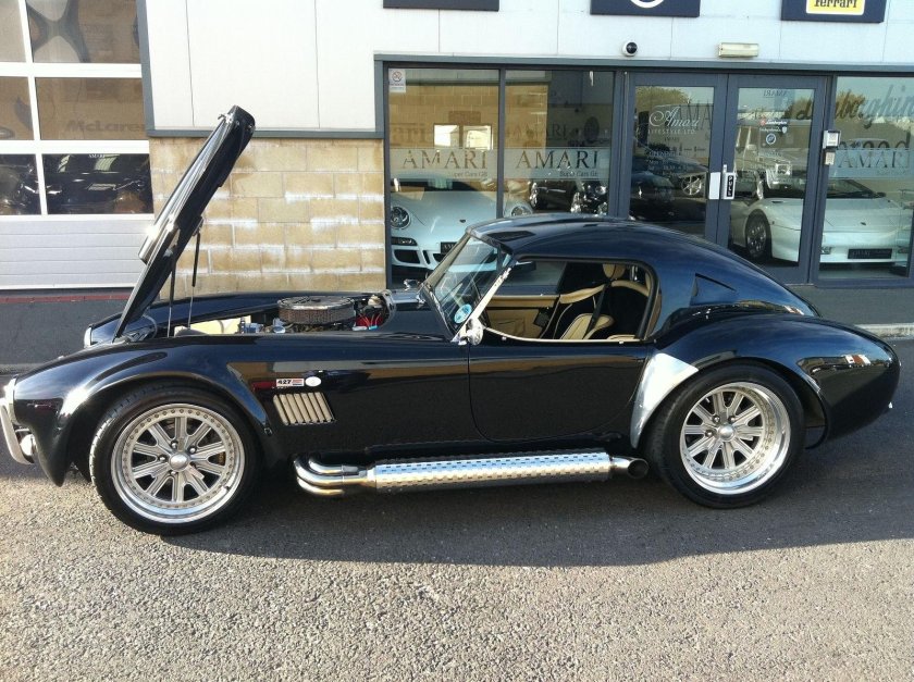 AC Cobra gt Roadster