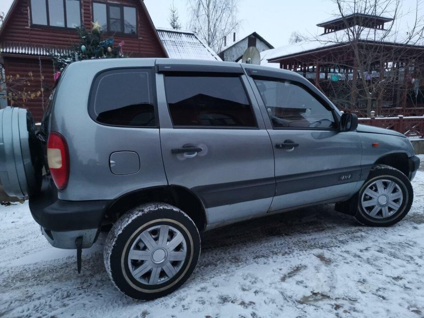 Шевроле Нива 2007 год