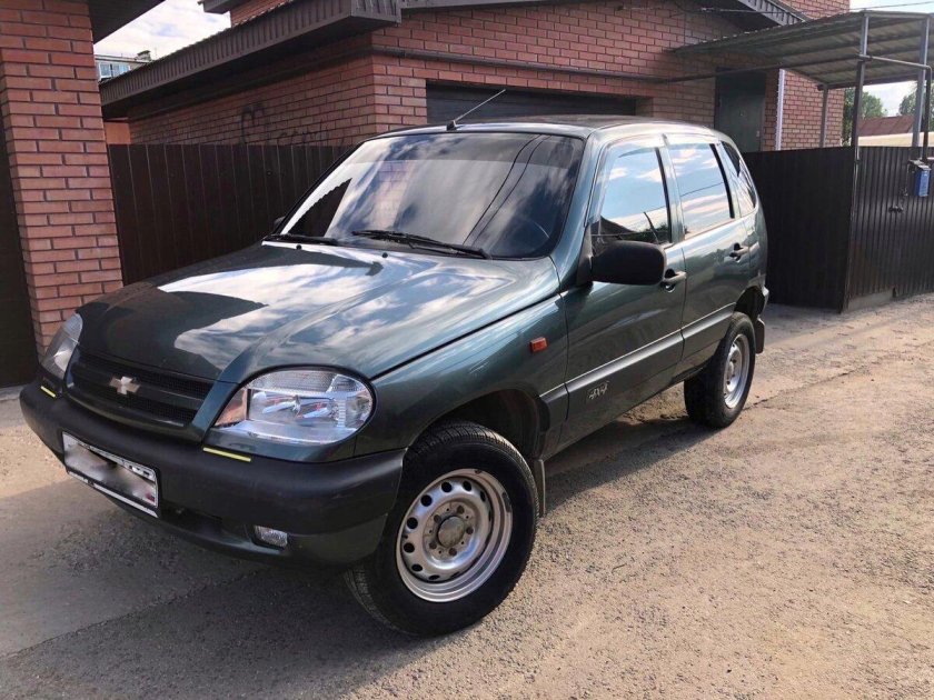 Нива Шевроле 2007 металлик