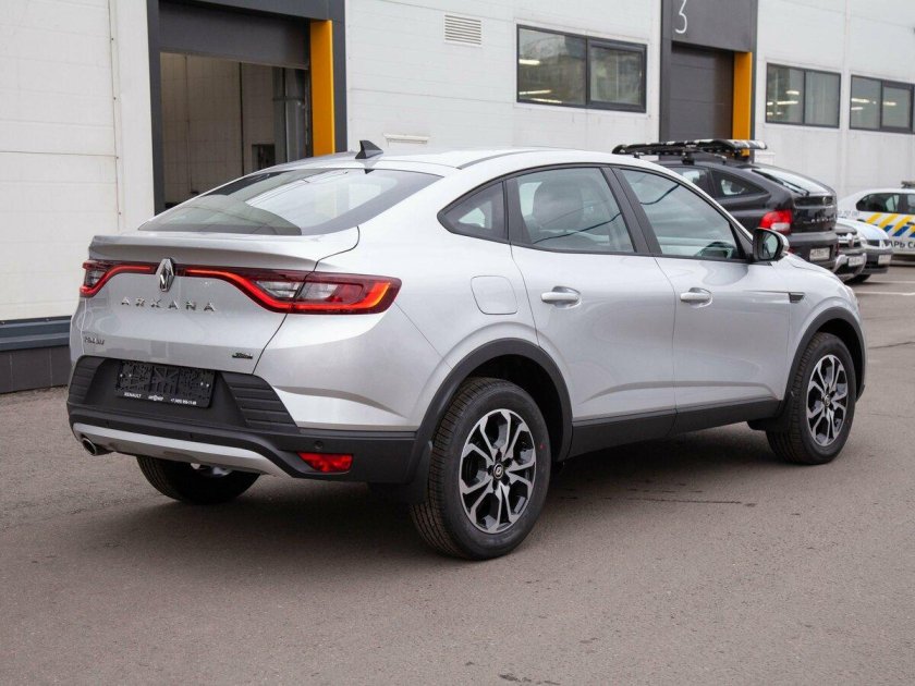 Renault arkana i
