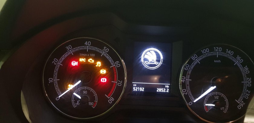 Лампочка давления масла Шкода Октавия а7