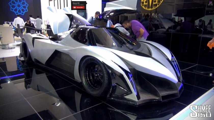 Машина гиперкар Devel Sixteen