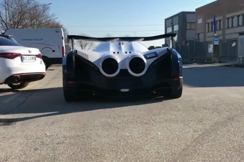 Devel Sixteen 5000 л.с