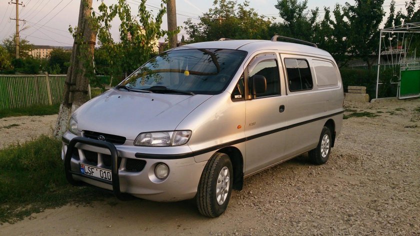 Hyundai h1 2000