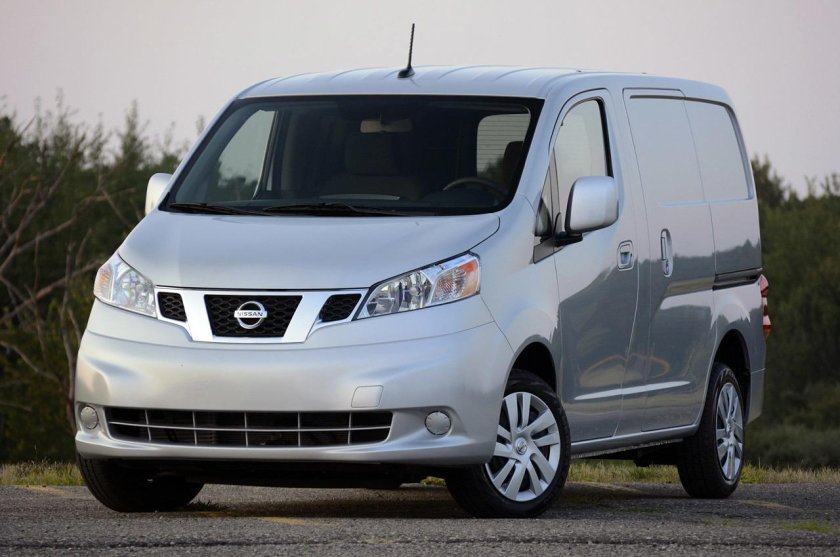 Nissan nv200