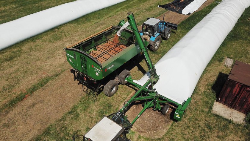 Бункер-перегрузчик Лилиани БП 25/31