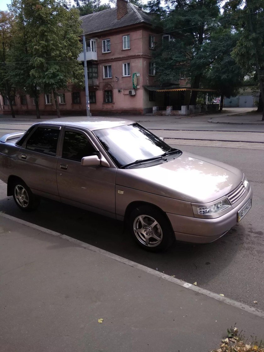Lada (ваз) 2110 2010