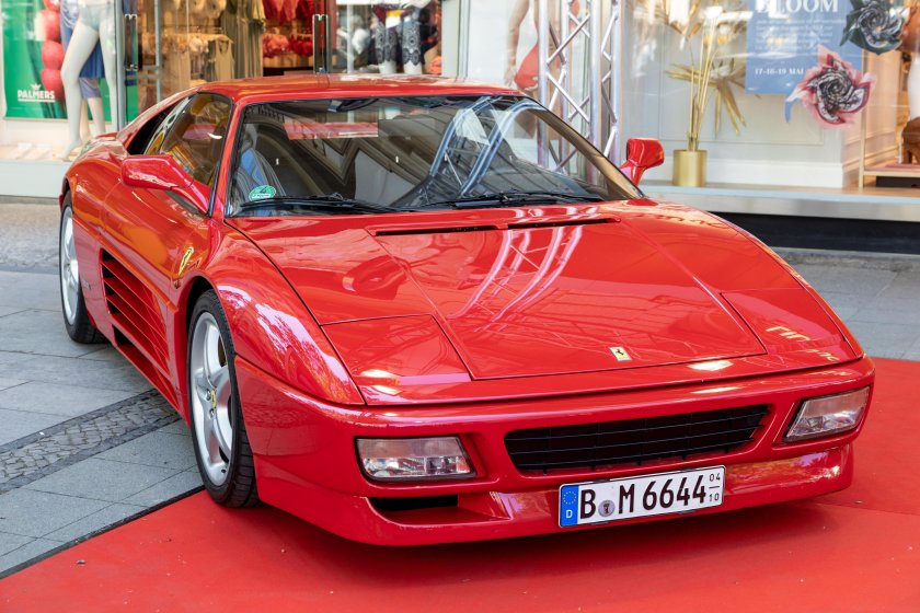 Ferrari 348