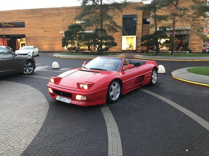 Ferrari 348