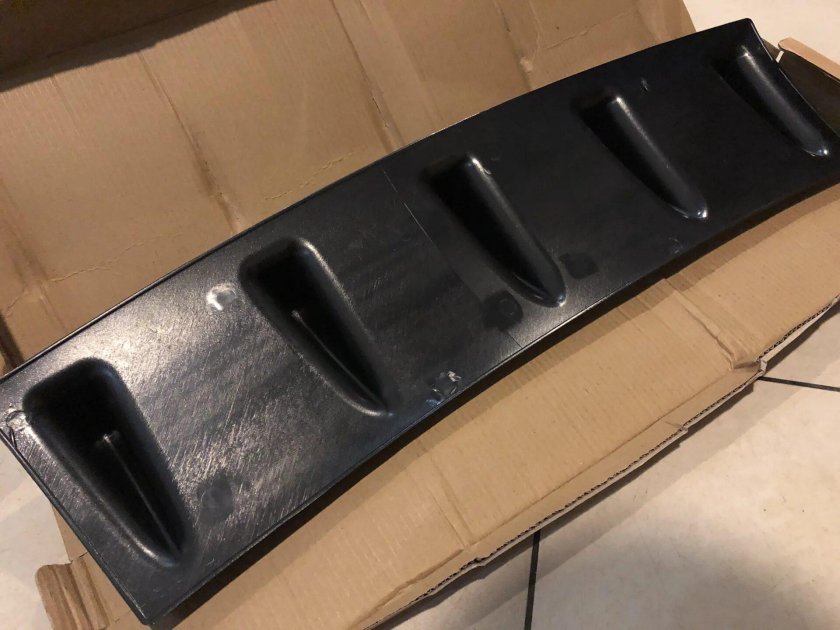 Задний диффузор Мазда 3 БК