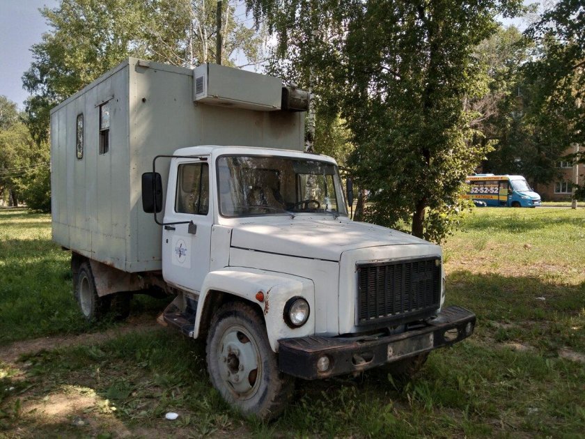 Грузовик газ 3307