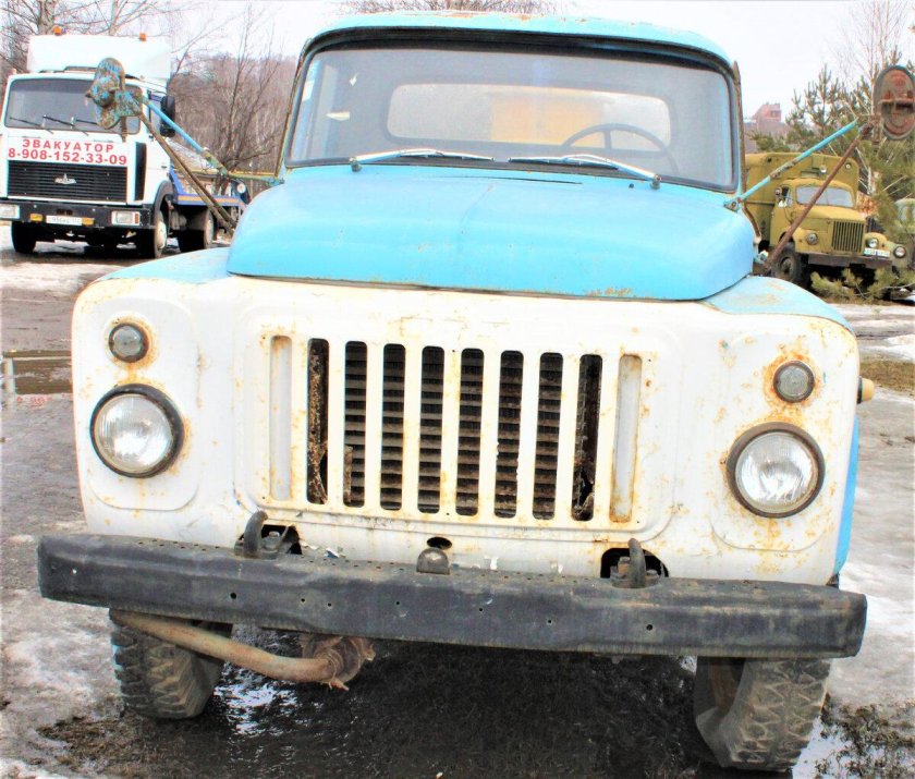 Машина газ 53