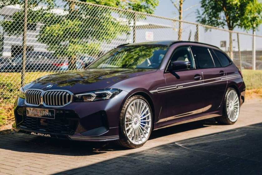 BMW m5 f90 Macao Blue