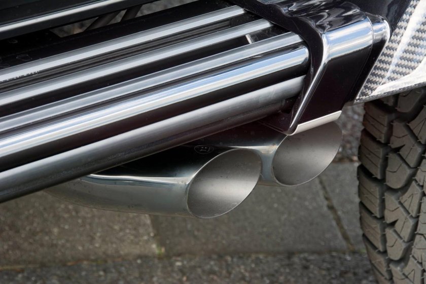 Выхлоп Брабус на Гелендваген