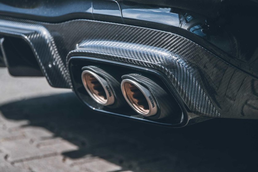 Губа Брабус карбон е 63