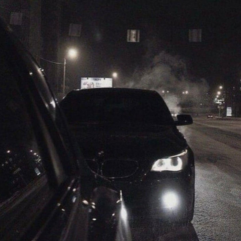 БМВ е60 в темноте