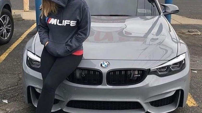 Девки с БМВ