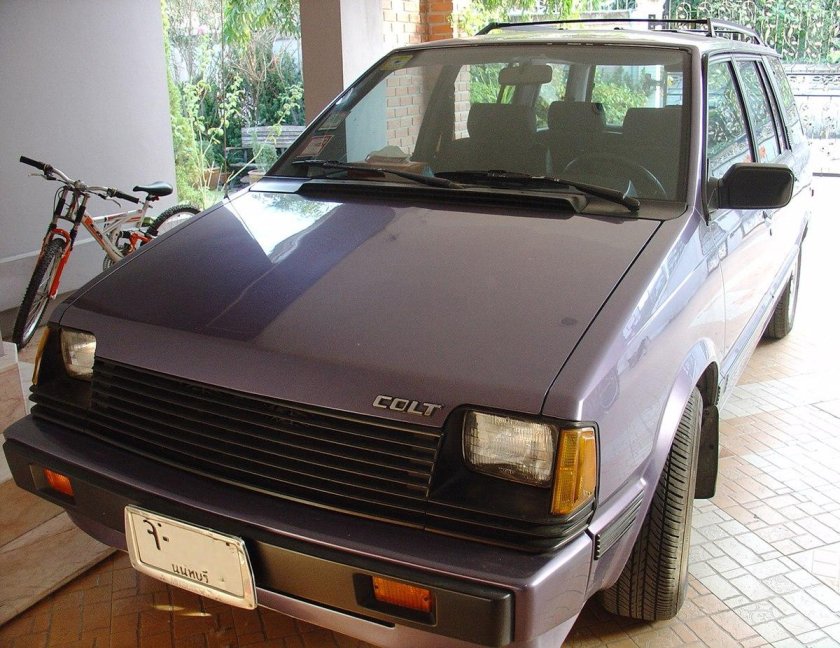 Dodge Colt Vista AWD 1989