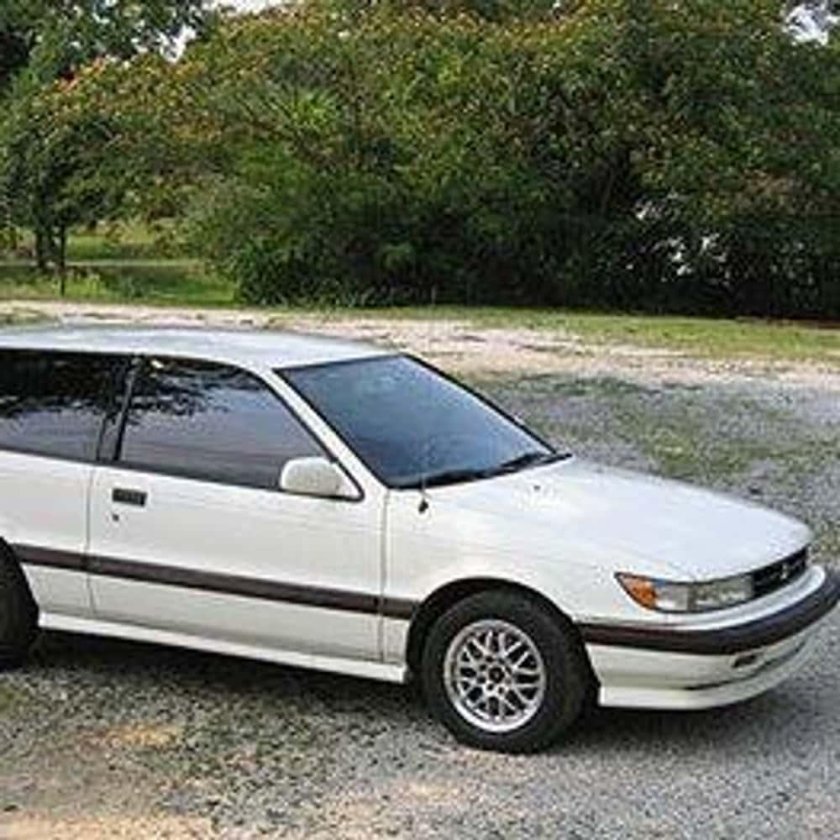 Митсубиси Мираж 1989