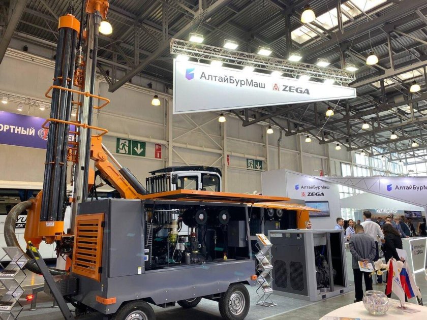 Выставка СТТ 2013 техника Volvo