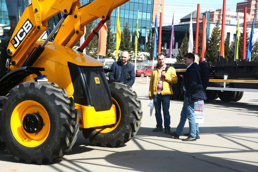Выставка дорожной техники