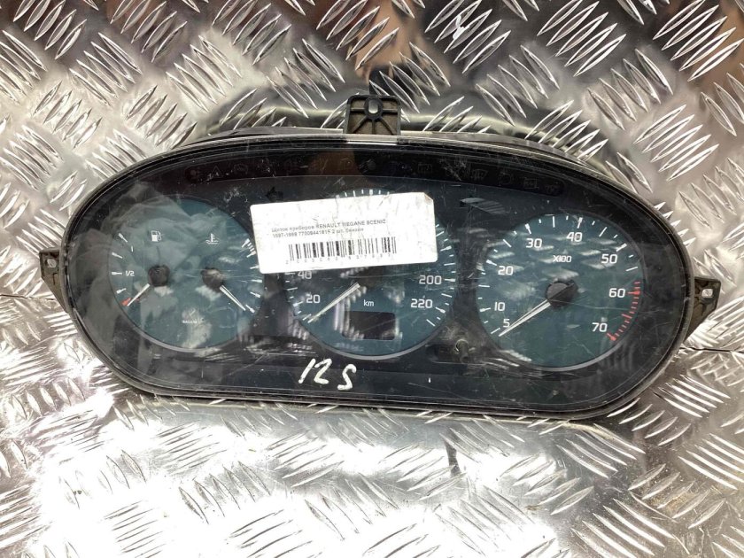 Панель рено меган 1