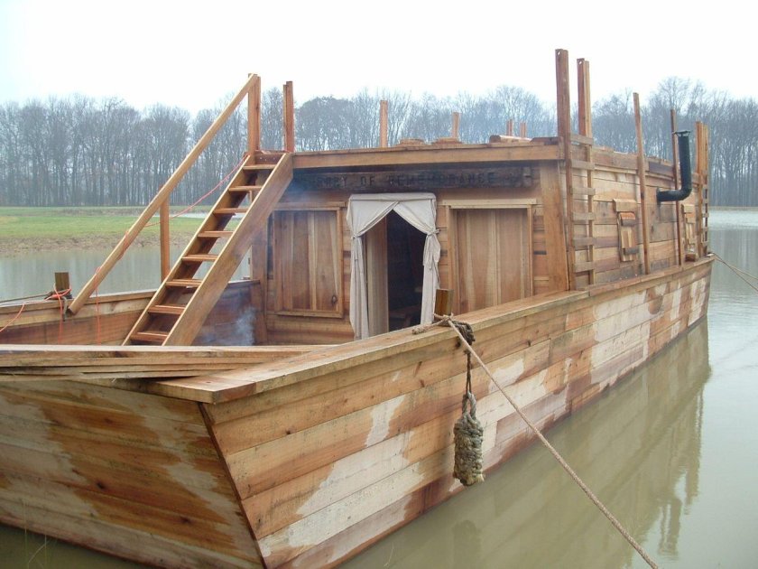 Плавдом баржа