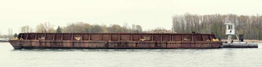 Баржа речная сухогрузная