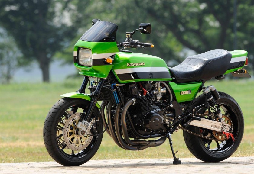 Kawasaki ZRX 400